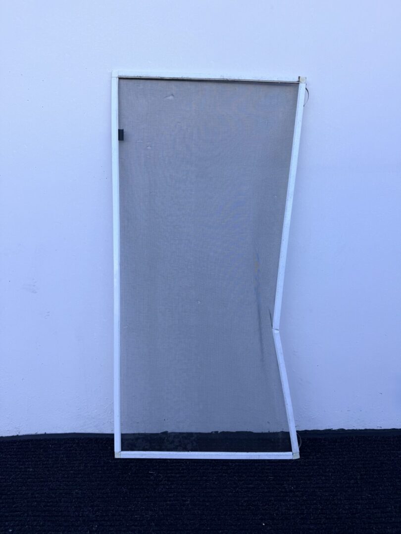 Bent window screen